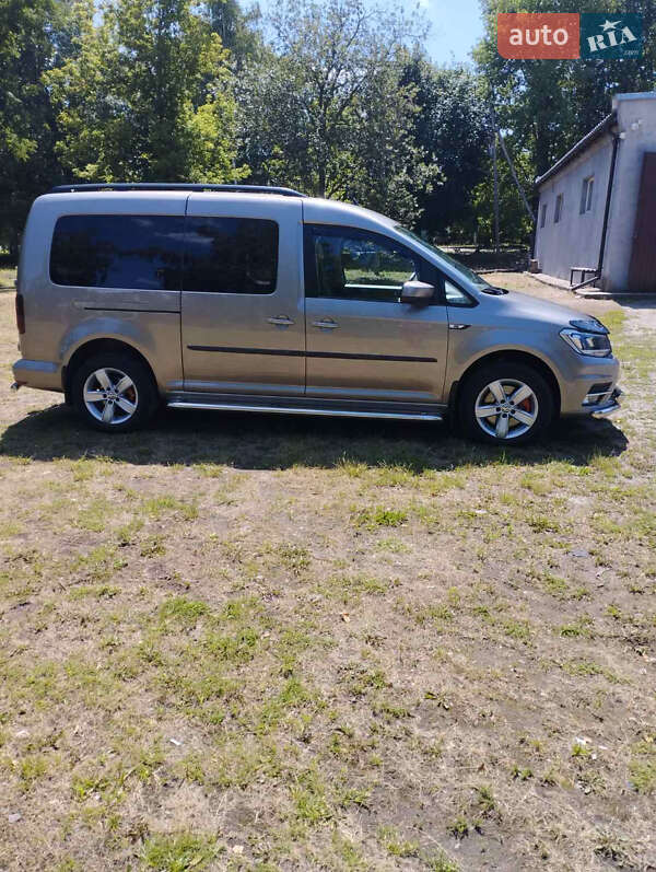 Мінівен Volkswagen Caddy 2017 в Теребовлі