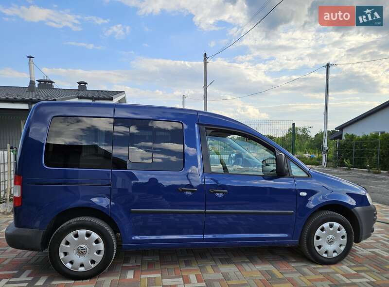 Минивэн Volkswagen Caddy 2007 в Киеве