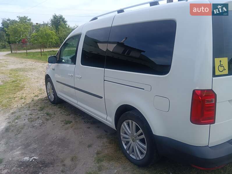 Мінівен Volkswagen Caddy 2016 в Самборі