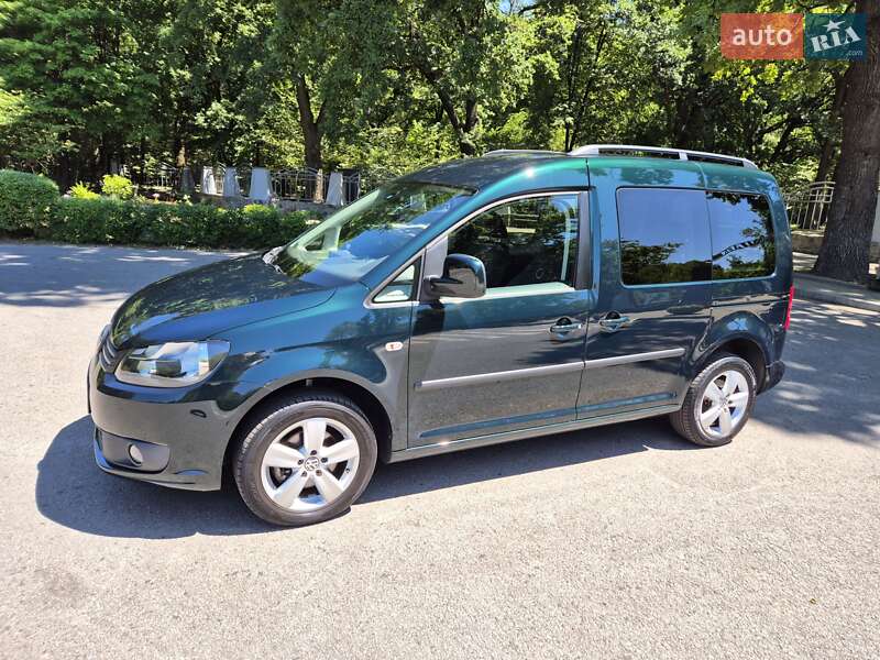 Минивэн Volkswagen Caddy 2012 в Полтаве