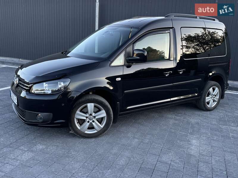 Минивэн Volkswagen Caddy 2013 в Самборе