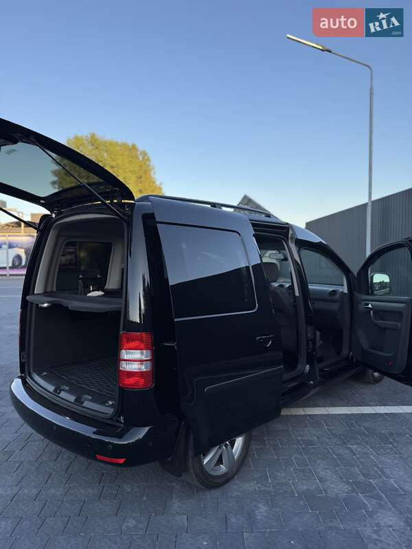 Минивэн Volkswagen Caddy 2013 в Самборе