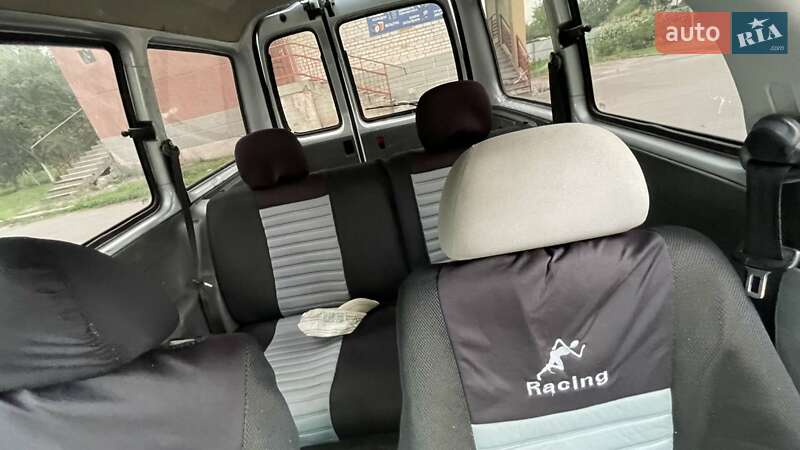 Минивэн Volkswagen Caddy 2002 в Нововолынске