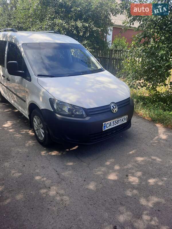 Минивэн Volkswagen Caddy 2011 в Ватутино