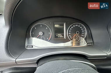 Минивэн Volkswagen Caddy 2012 в 