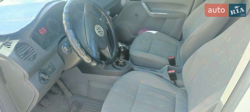Минивэн Volkswagen Caddy 2005 в Петриковке