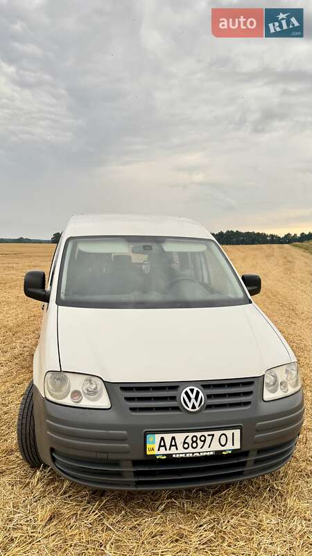 Минивэн Volkswagen Caddy 2010 в Киеве