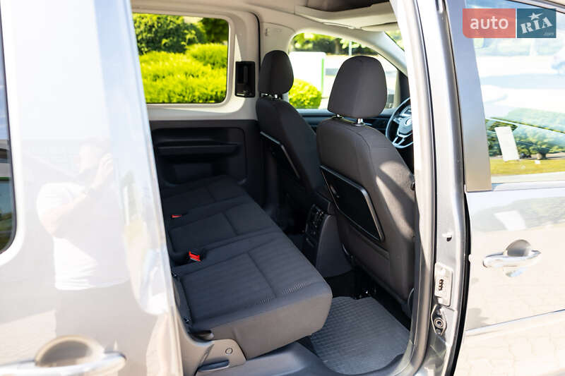 Минивэн Volkswagen Caddy 2016 в Луцке