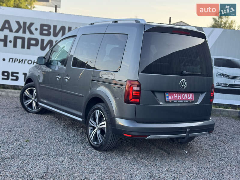 Мінівен Volkswagen Caddy 2017 в Сарнах