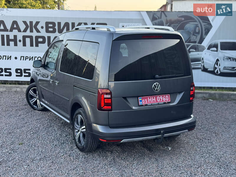 Мінівен Volkswagen Caddy 2017 в Сарнах