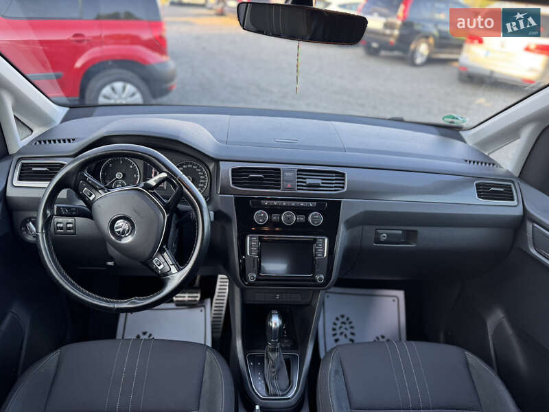 Мінівен Volkswagen Caddy 2017 в Сарнах