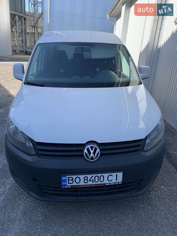 Минивэн Volkswagen Caddy 2013 в Киеве