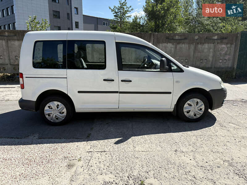 Мінівен Volkswagen Caddy 2005 в Києві
