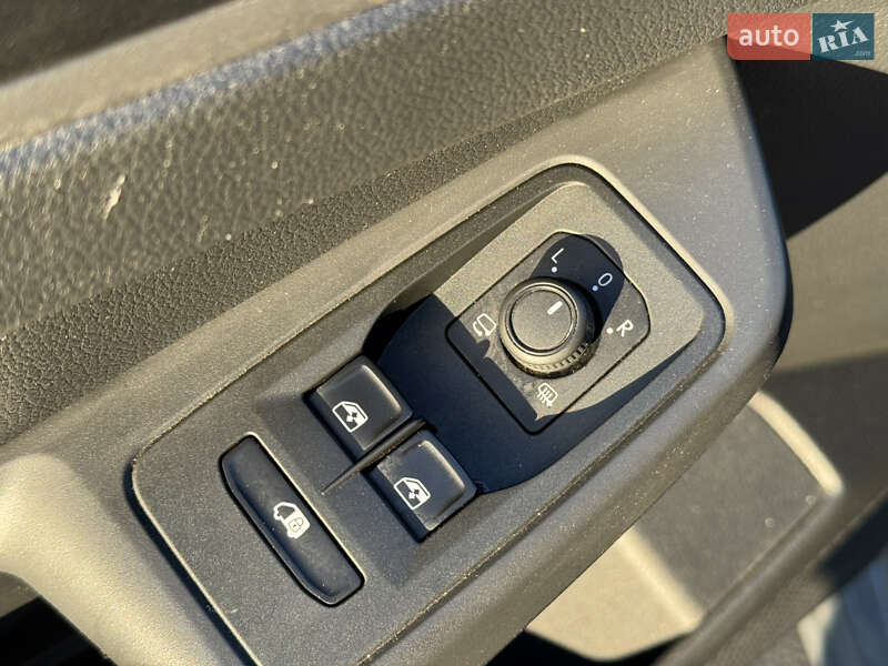 Вантажний фургон Volkswagen Caddy 2024 в Житомирі