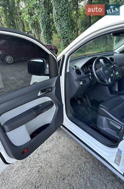 Минивэн Volkswagen Caddy 2015 в 