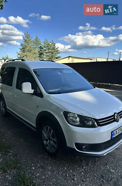 Минивэн Volkswagen Caddy 2015 в 