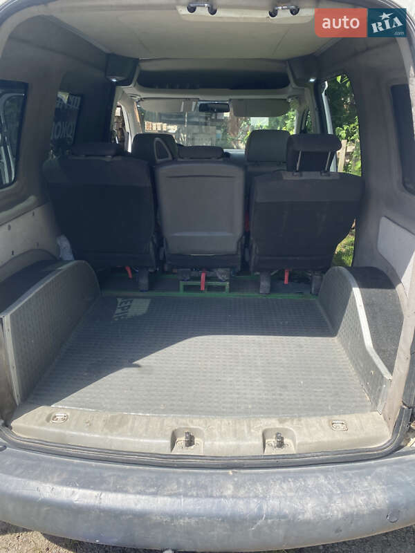 Мінівен Volkswagen Caddy 2005 в Пустомитах