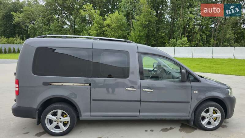 Минивэн Volkswagen Caddy 2011 в Луцке
