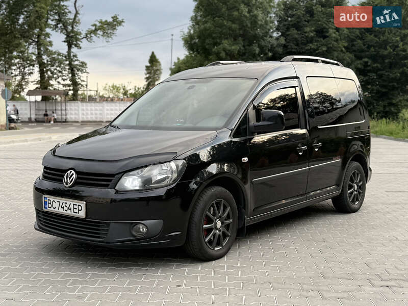 Минивэн Volkswagen Caddy 2011 в Стрые