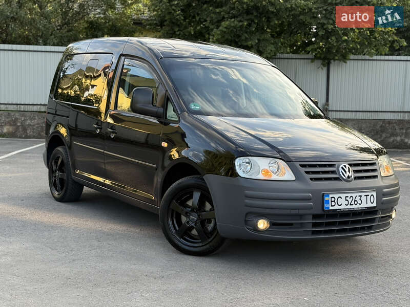 Минивэн Volkswagen Caddy 2004 в Самборе
