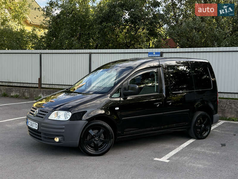 Минивэн Volkswagen Caddy 2004 в Самборе