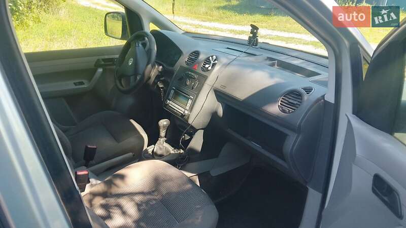 Мінівен Volkswagen Caddy 2006 в Сновську