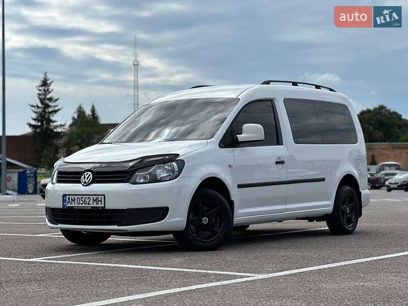 Минивэн Volkswagen Caddy 2011 в Житомире