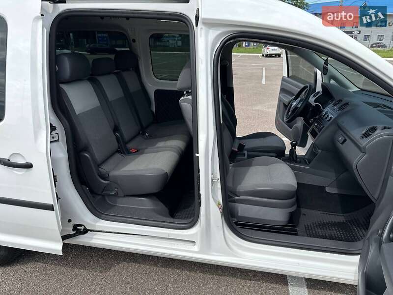 Минивэн Volkswagen Caddy 2011 в Житомире