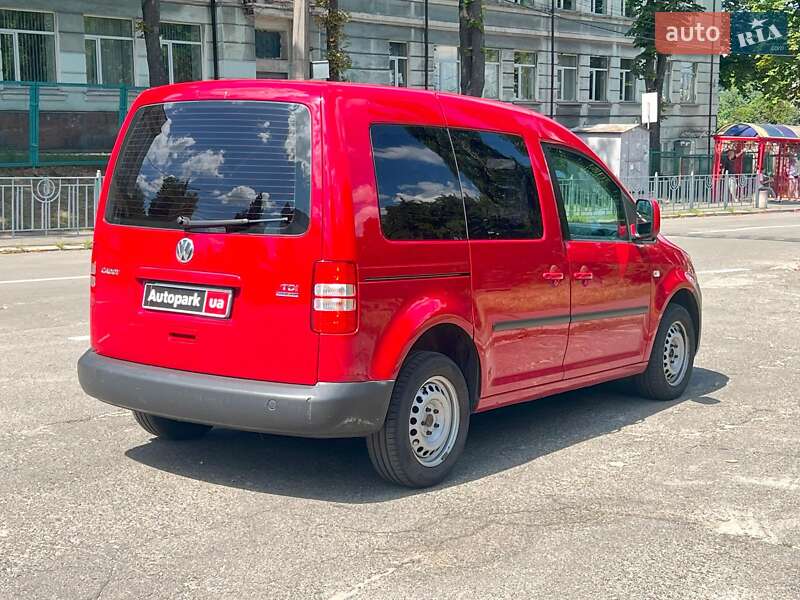 Минивэн Volkswagen Caddy 2012 в Киеве