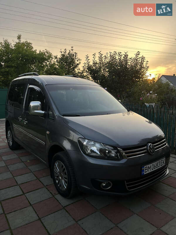 Volkswagen Caddy 2011