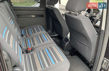 Минивэн Volkswagen Caddy 2012 в 