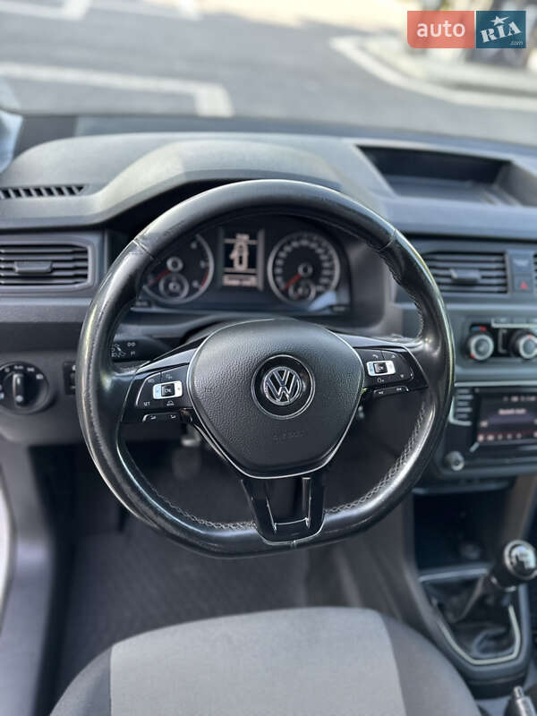 Грузопассажирский фургон Volkswagen Caddy 2020 в Почаеве