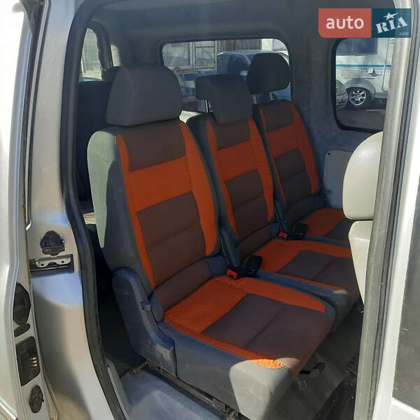 Минивэн Volkswagen Caddy 2009 в Николаеве
