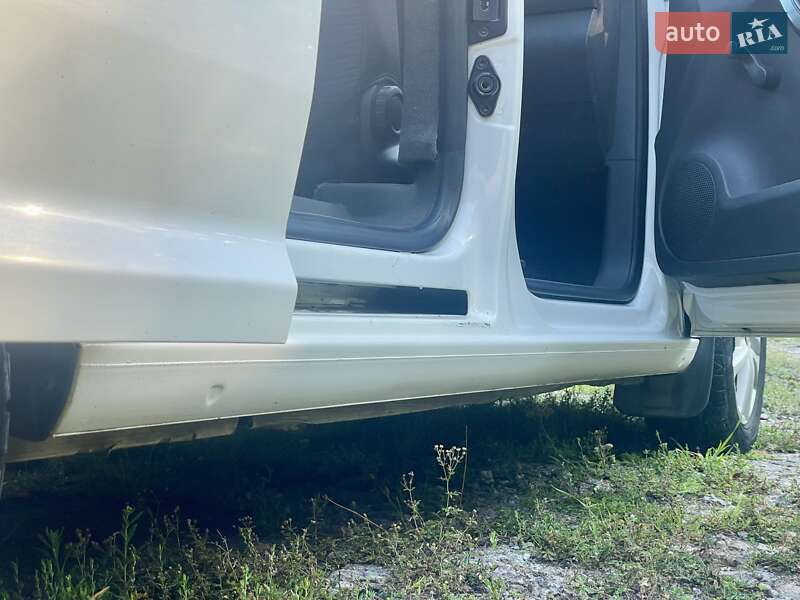 Мінівен Volkswagen Caddy 2011 в Білій Церкві