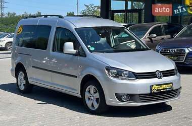 Мінівен Volkswagen Caddy 2014 в Чернівцях