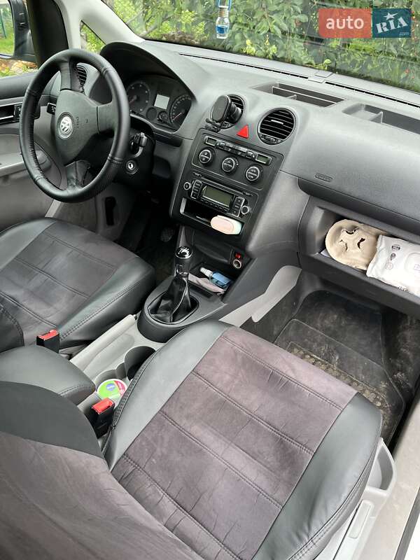 Минивэн Volkswagen Caddy 2008 в Хмельницком фото 11 Минивэн Volkswagen Caddy 2008 в Хмельницком