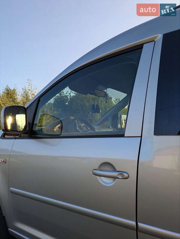 Минивэн Volkswagen Caddy 2004 в Ковеле фото 10 Минивэн Volkswagen Caddy 2004 в Ковеле