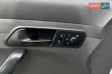 Грузовой фургон Volkswagen Caddy 2011 в 