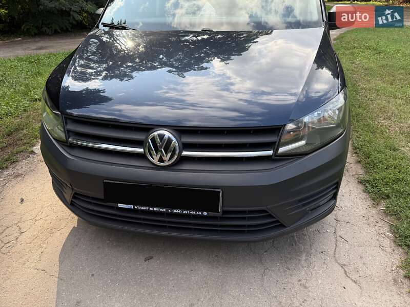 Минивэн Volkswagen Caddy 2016 в Харькове