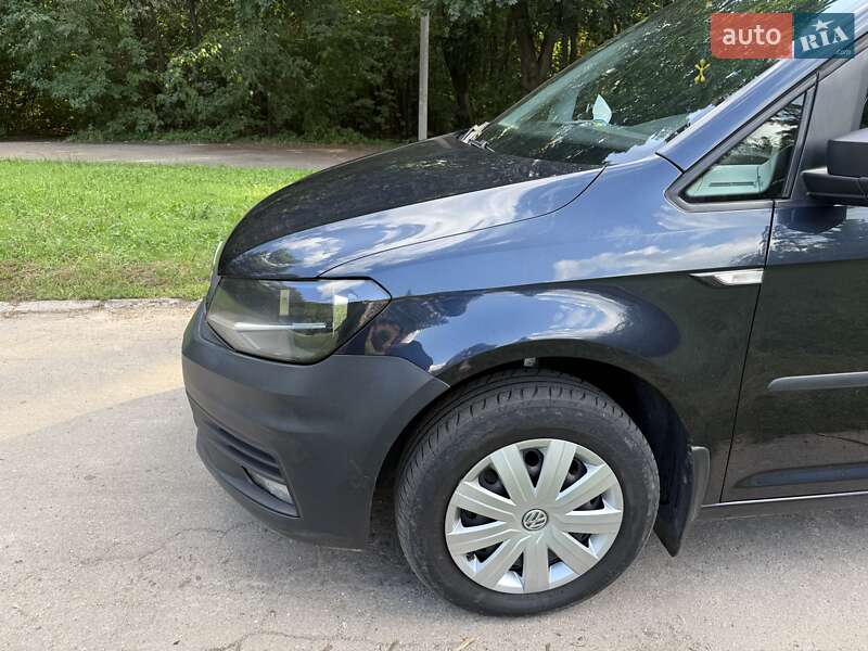 Минивэн Volkswagen Caddy 2016 в Харькове