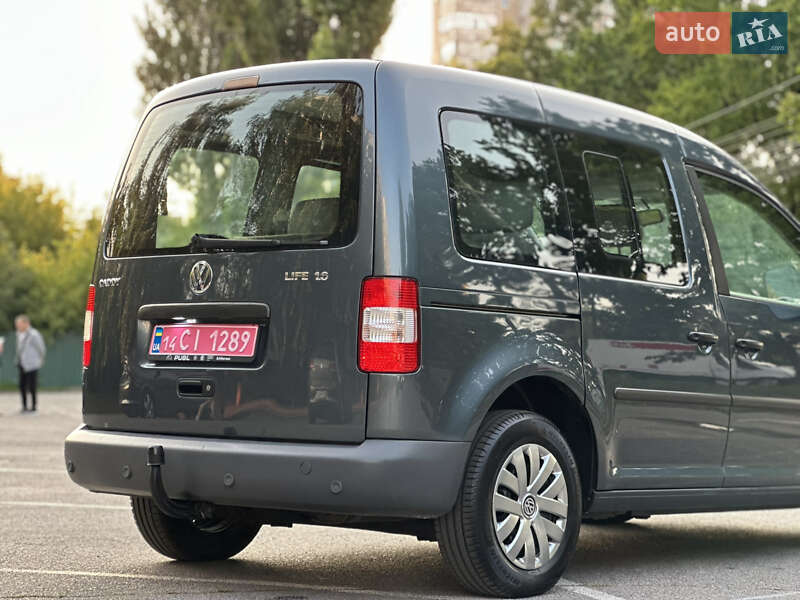 Минивэн Volkswagen Caddy 2009 в Виннице
