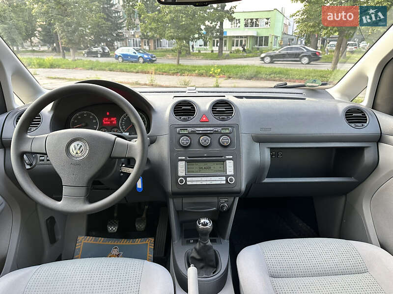 Минивэн Volkswagen Caddy 2009 в Виннице