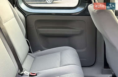 Минивэн Volkswagen Caddy 2009 в 