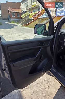 Грузовой фургон Volkswagen Caddy 2017 в 