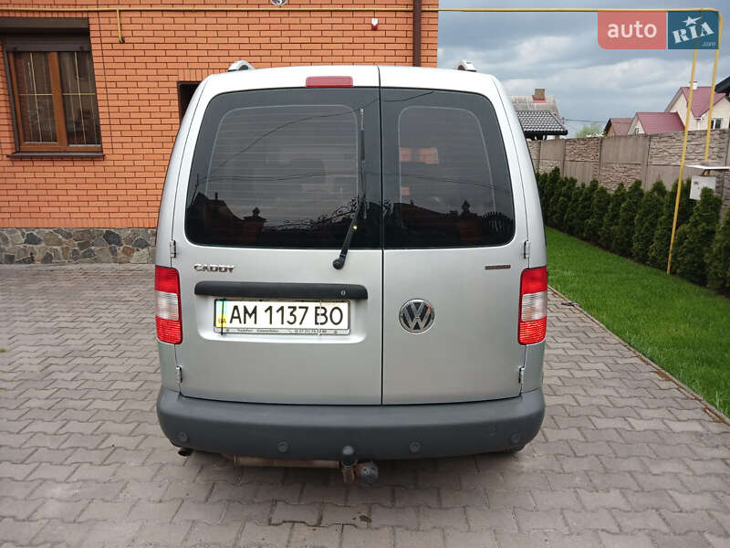 Минивэн Volkswagen Caddy 2009 в Звягеле