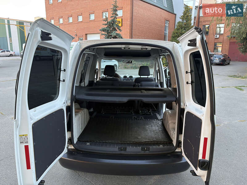Минивэн Volkswagen Caddy 2015 в Днепре