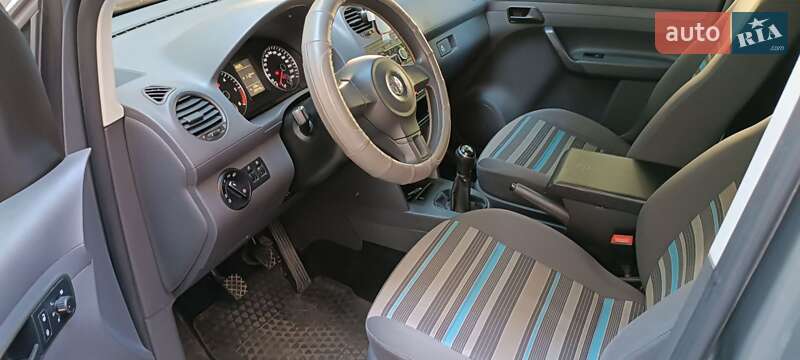 Минивэн Volkswagen Caddy 2012 в Одессе
