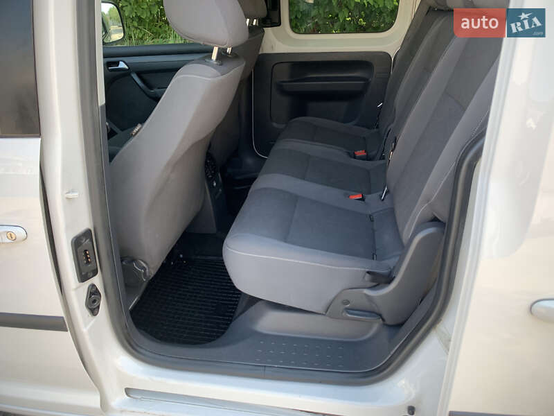 Минивэн Volkswagen Caddy 2014 в Сваляве