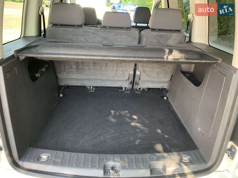 Минивэн Volkswagen Caddy 2014 в Сваляве