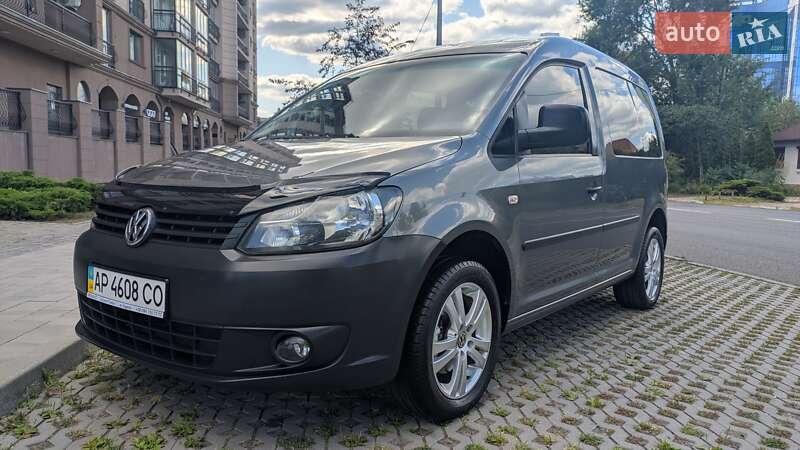 Volkswagen Caddy 2011
